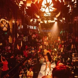 Ưu đãi đặc biệt khi đặt bàn tại Empire Club