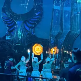 Tổ chức Sinh Nhật Tại Quán Bar Empire Club